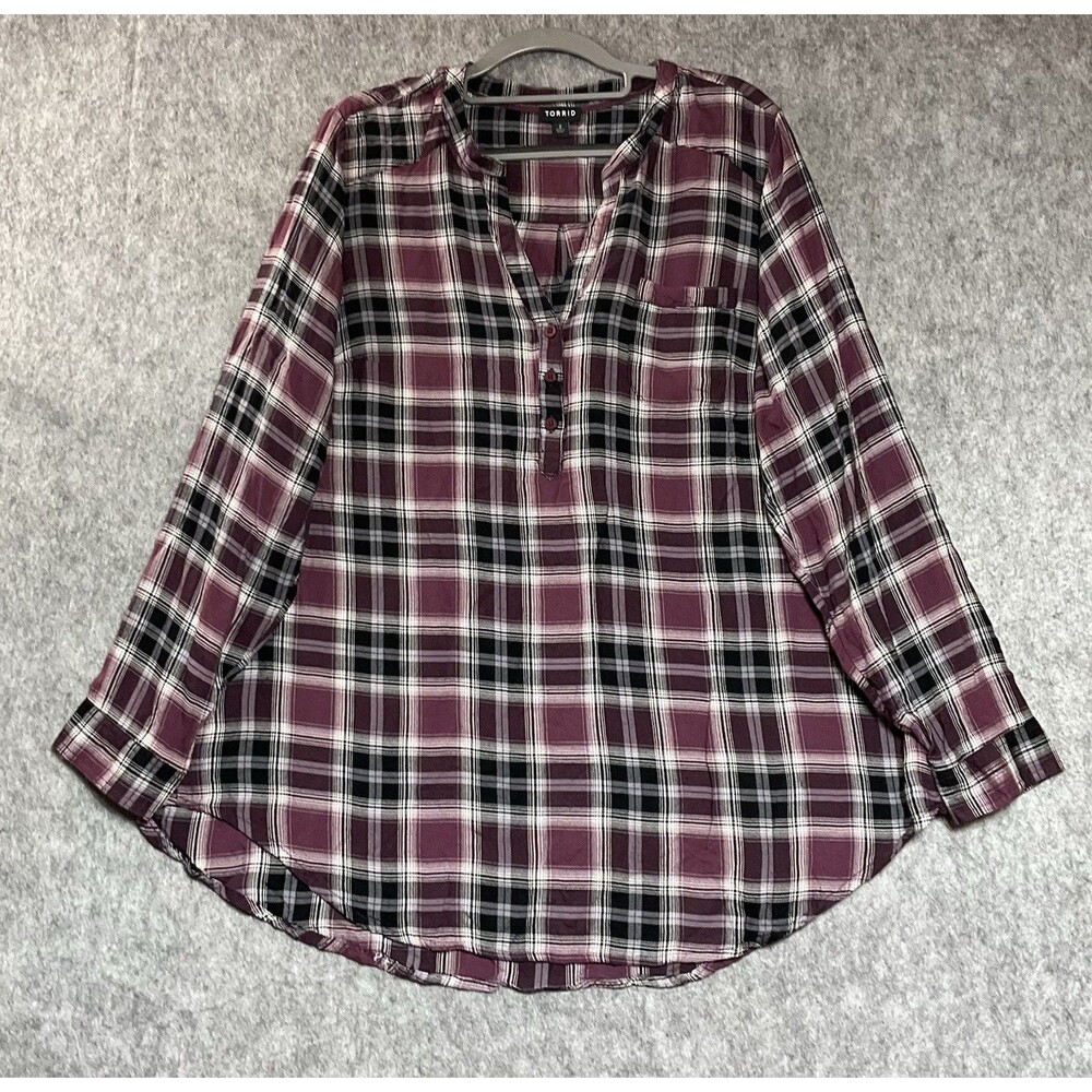 Torrid Shirt Womens 2 18/20 Purple Plaid Popover Top Relaxed Casual Everyday